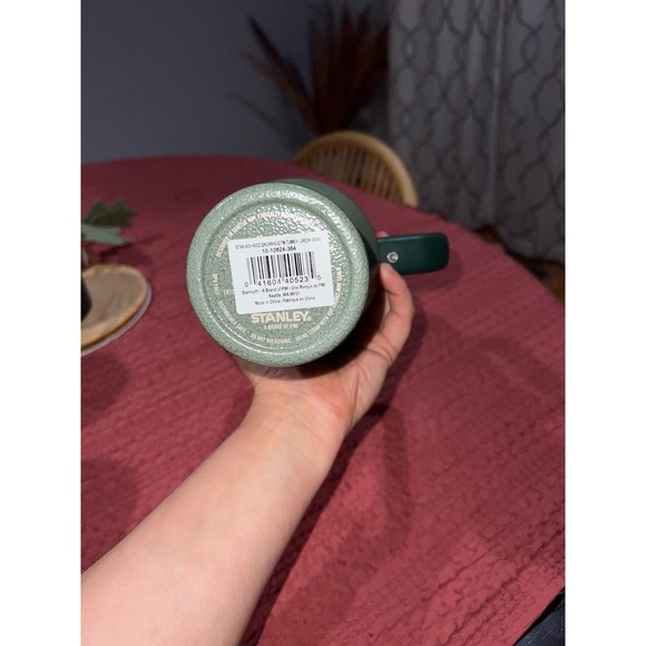 HAMMERTONE GREEN - Stanley 40 oz FlowState Quencher H2.0 Tumbler - Picture 3 of 3